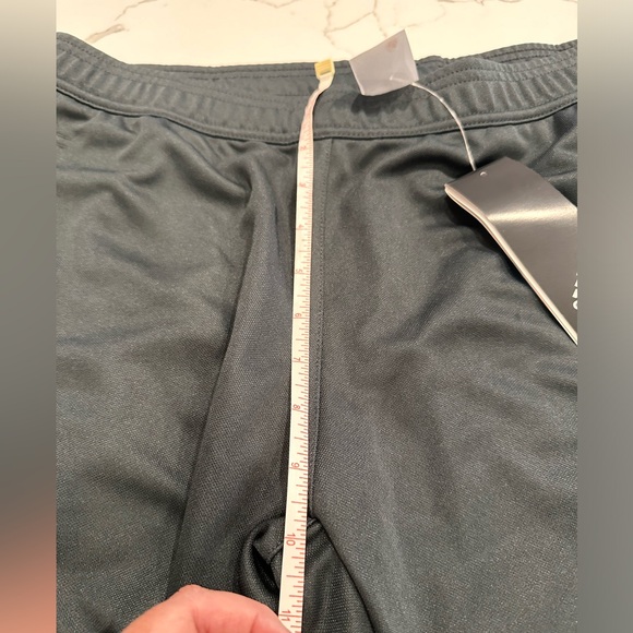 🌸 New with tags Adidas track pant size large🌸 - Picture 5 of 8